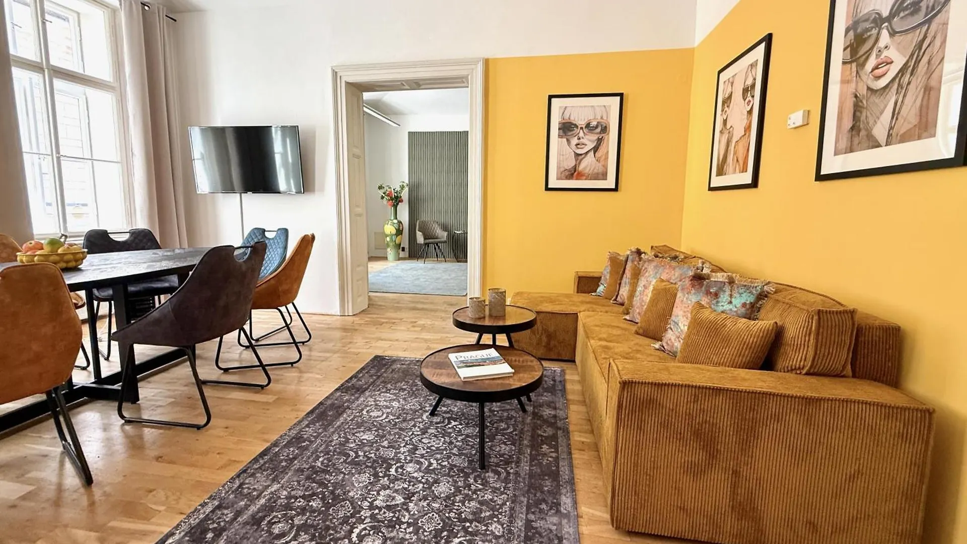 No2 Style & Design Xxl City Centre Apartment 布拉格