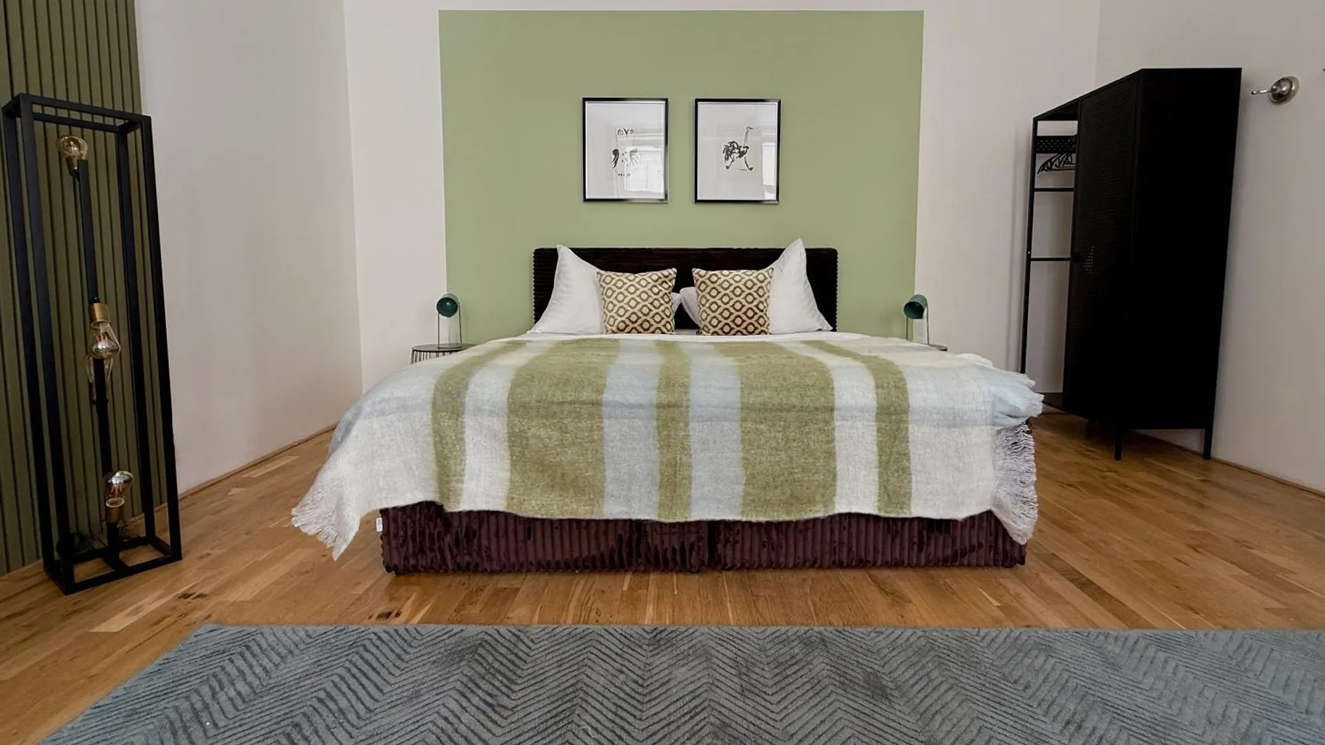 No2 Style & Design Xxl City Centre Apartment 布拉格
